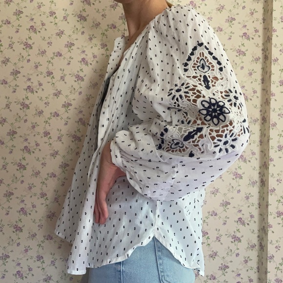 H&M Puff sleeve top - Picture 2 of 9